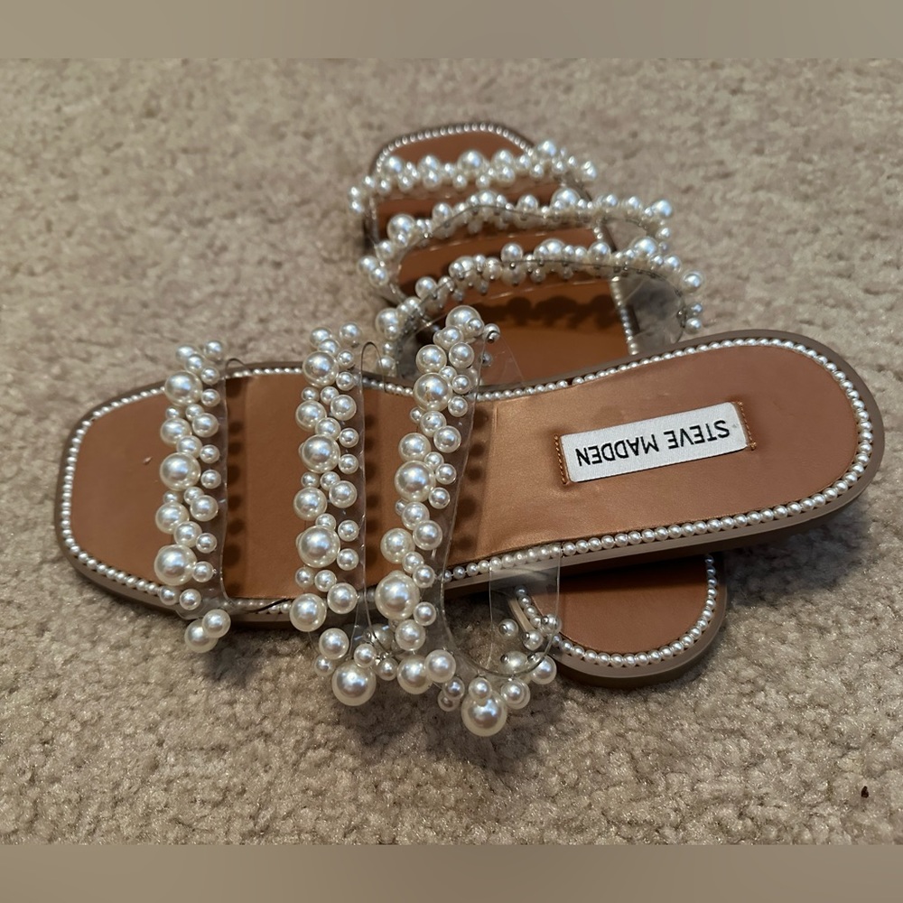 Steve Madden Pearl sandals